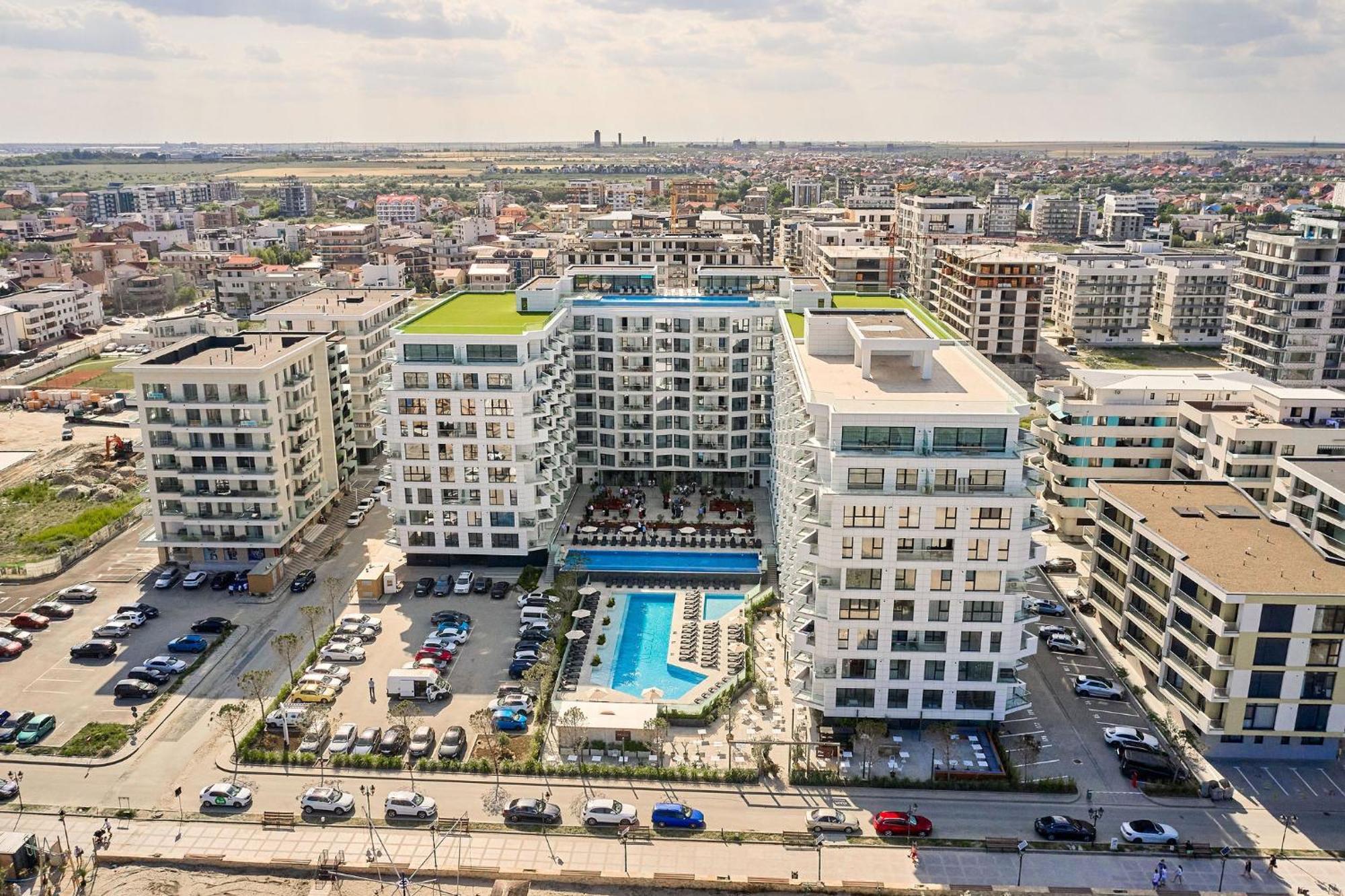 Soleil Anne Studio In Infinity Beach Resort - Parking Mamaia Bagian luar foto